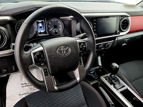 Certified 2023 Toyota Tacoma SR5 AWD/4WD image 40