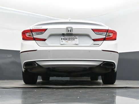 Used 2018 Honda Accord Touring image 41