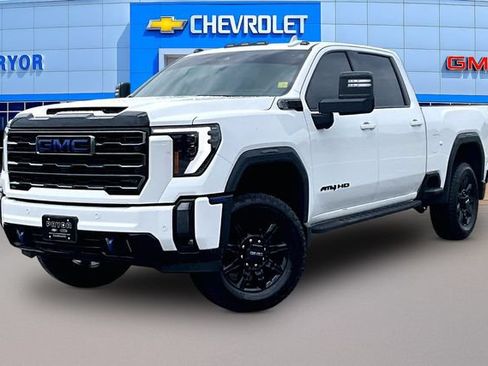 Used 2024 GMC Sierra 2500 AT4 w/ AT4 Premium Plus Package AWD/4WD image 3