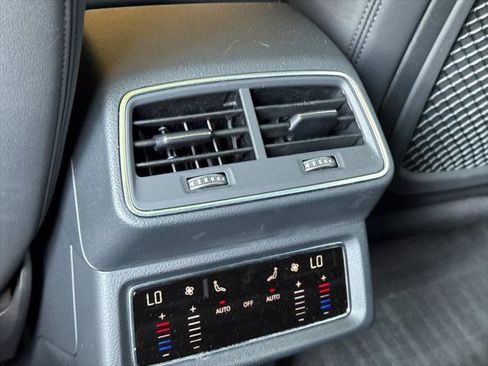 Certified 2024 Audi Q8 e-tron Premium AWD/4WD image 18