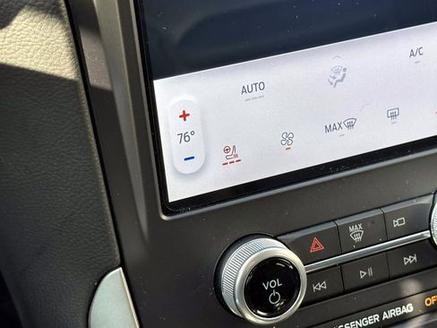 Used 2023 Ford Edge SEL w/ Convenience Package image 25