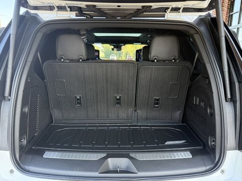 Used 2025 GMC Yukon Denali Ultimate image 13
