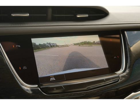 Used 2023 Cadillac XT6 Premium Luxury FWD image 25