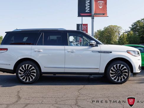 Used 2024 Lincoln Navigator Black Label AWD/4WD image 24