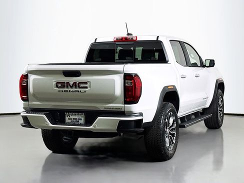 New 2026 GMC Canyon Denali image 7
