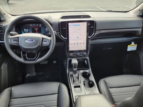 New 2025 Ford Ranger Lariat w/ Trailer Tow Package image 18