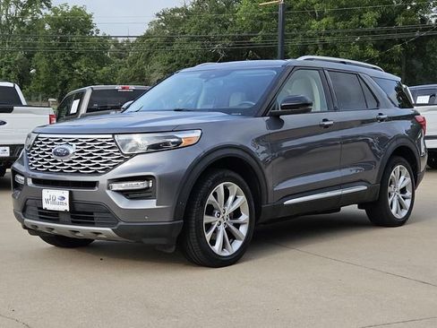 Used 2022 Ford Explorer Platinum w/ Equipment Group 601A AWD/4WD image 3