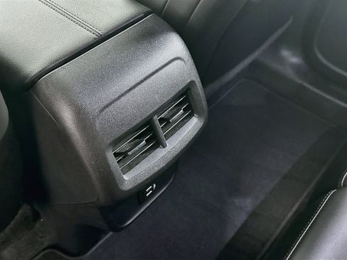Used 2021 Chevrolet Equinox Premier AWD/4WD image 28