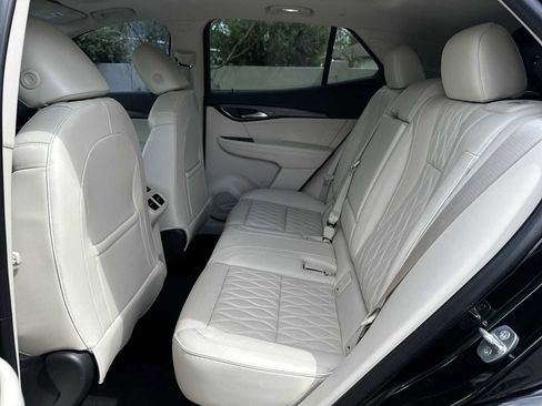 Certified 2021 Buick Envision Avenir w/ Technology Package II AWD/4WD image 18