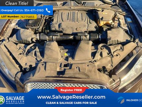 Used 2015 Jaguar XF Portfolio image 15