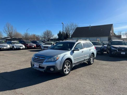 Used 2014 Subaru Outback 2.5i Limited w/ Moonroof Package image 2