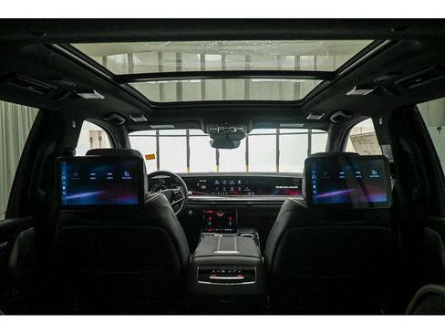 New 2026 Cadillac Escalade V w/ LPO, ONYX Package AWD/4WD image 15