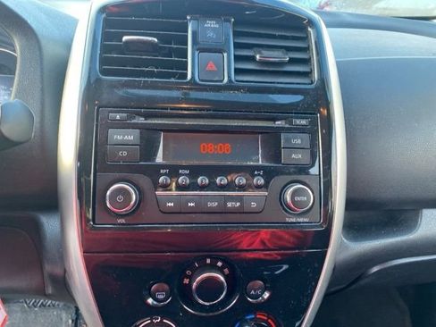 Used 2015 Nissan Versa Note SV image 19