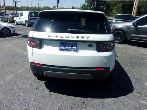 Used 2017 Land Rover Discovery Sport SE AWD/4WD image 7