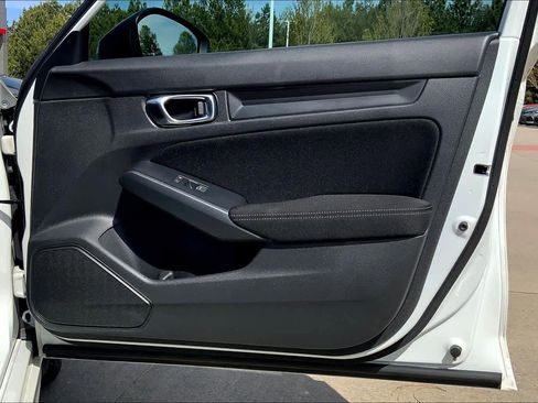 Used 2023 Honda Civic Sport image 22