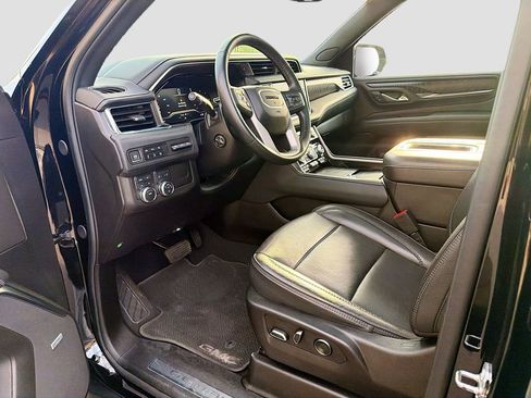 Used 2024 GMC Yukon Denali AWD/4WD image 28