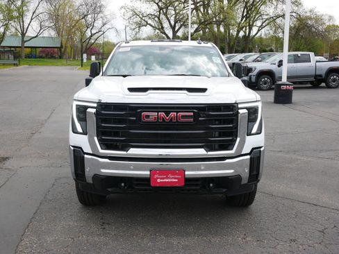 New 2025 GMC Sierra 3500 Pro w/ 1SA Pro Safety Plus Package AWD/4WD image 8