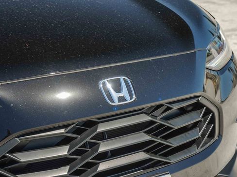 Used 2027 Honda HR-V Sport image 10
