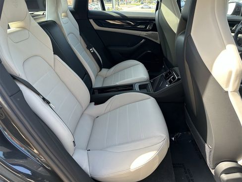 New 2026 Porsche Panamera 4 image 20