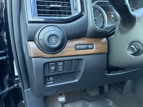 Used 2024 Nissan Titan Platinum Reserve w/ Moonroof Package image 14