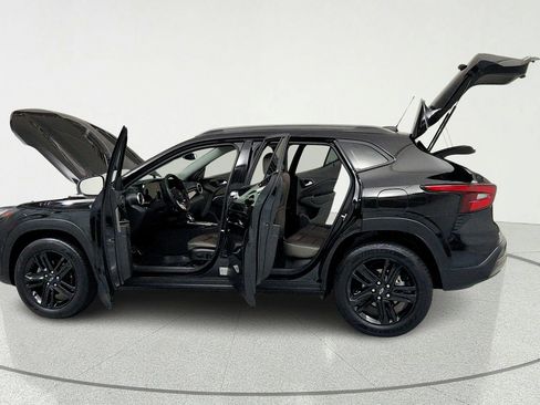 Certified 2024 Chevrolet Trax ACTIV w/ Driver Confidence Package FWD image 10