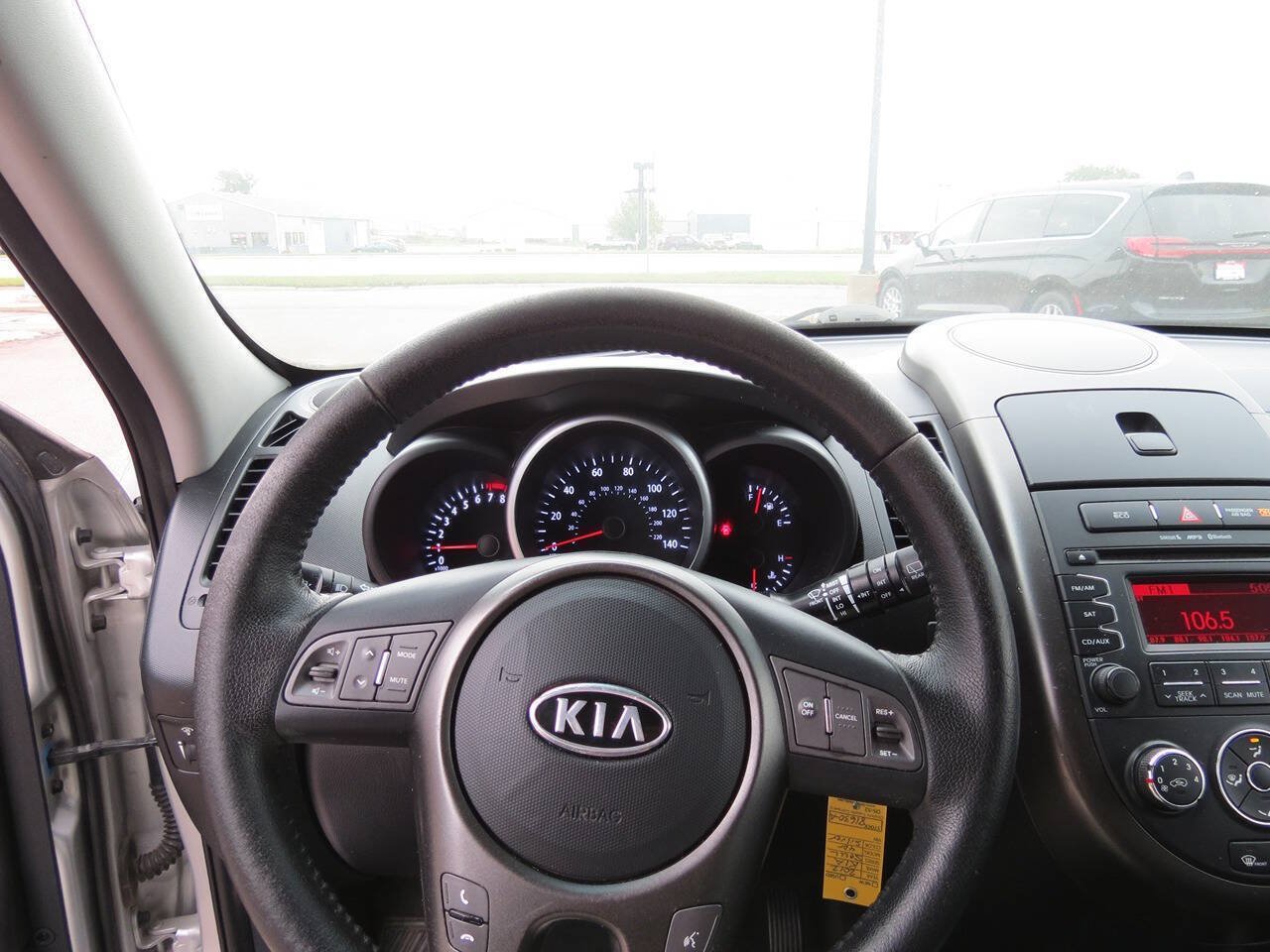 Used 2012 Kia Soul + FWD image 12
