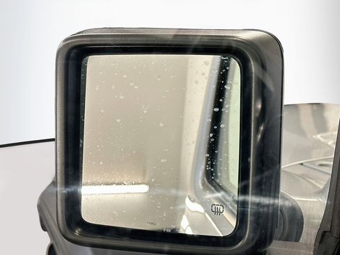 Used 2023 Jeep Wrangler Unlimited w/ Sun & Screen Package AWD/4WD image 16