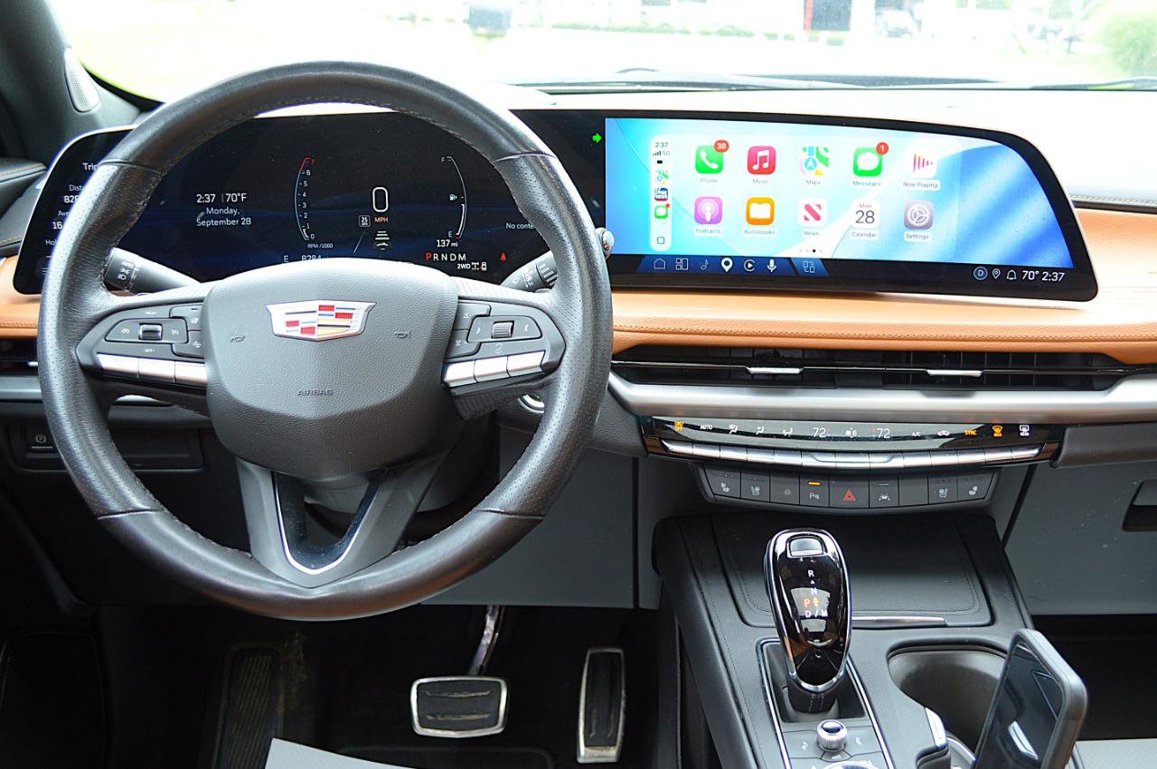Used 2025 Cadillac XT4 Sport AWD/4WD image 20