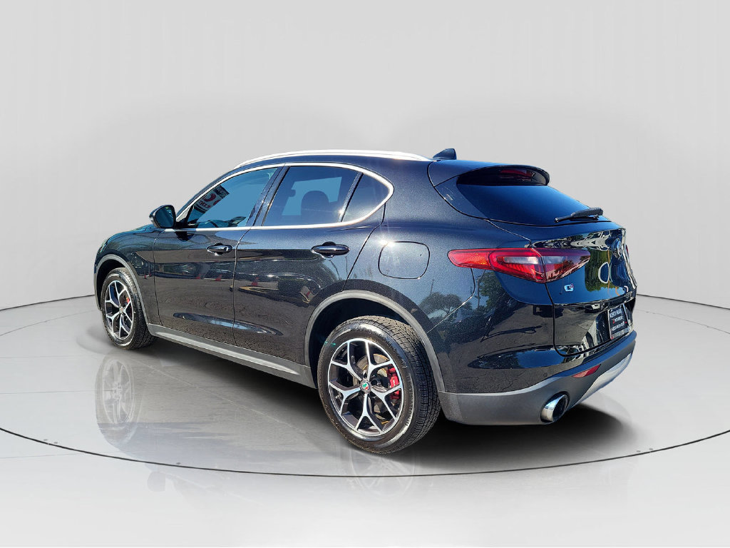 Used 2019 Alfa Romeo Stelvio Ti AWD/4WD image 5