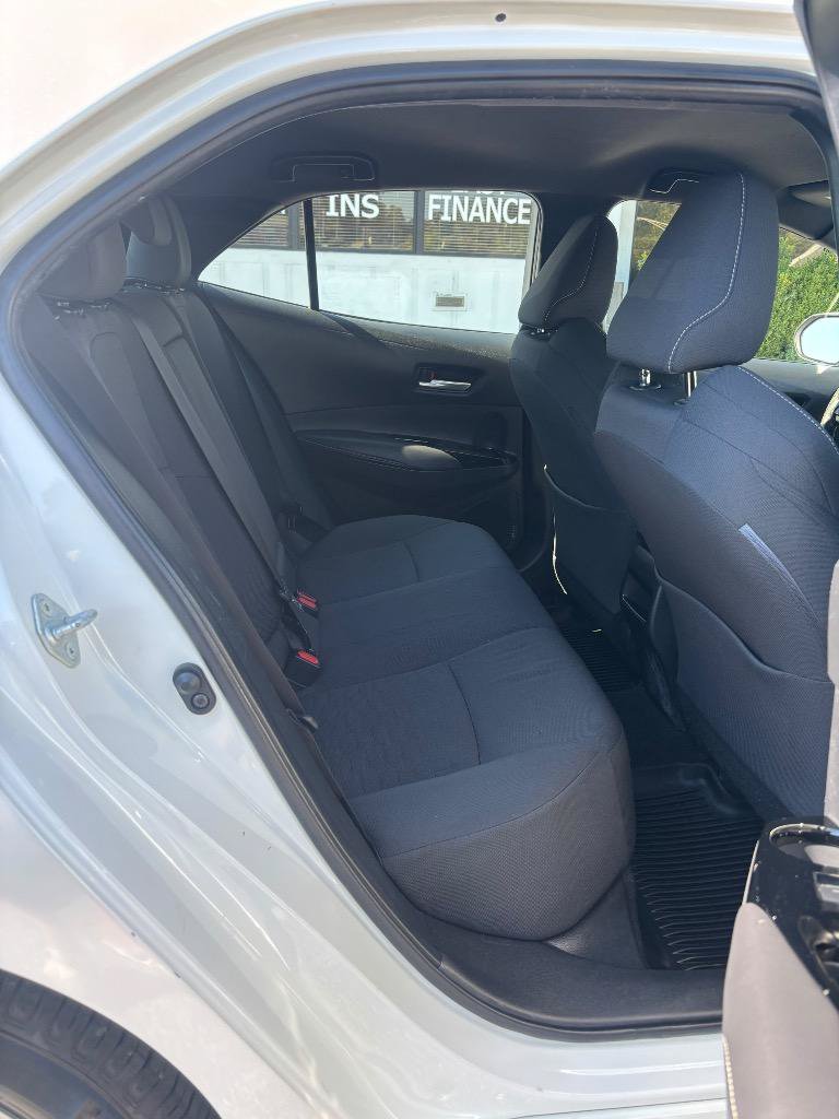 Used 2020 Toyota Corolla SE FWD image 29