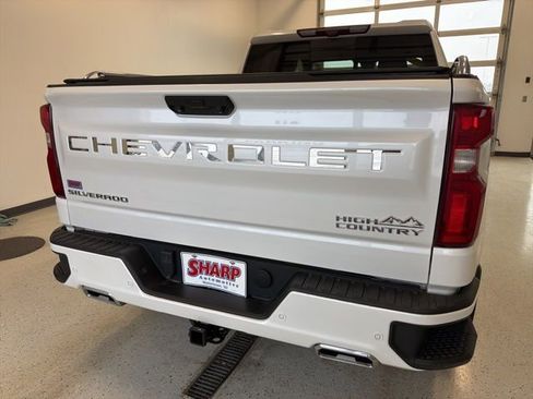 Used 2023 Chevrolet Silverado 1500 High Country w/ Technology Package image 7