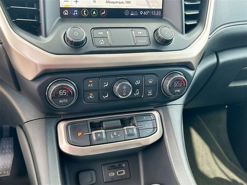 Used 2020 GMC Acadia Denali w/ Technology Package image 16