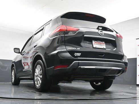 Used 2018 Nissan Rogue SV AWD/4WD image 36
