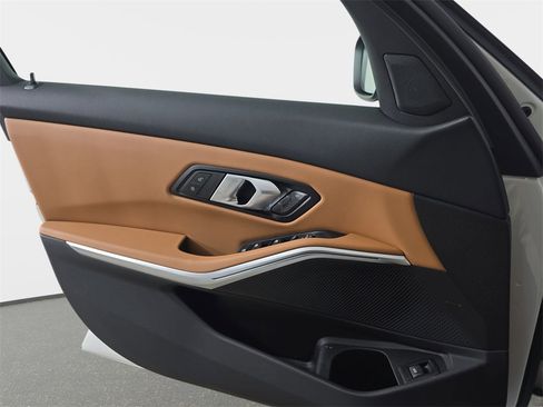 New 2026 BMW 330i xDrive 330i xDrive w/ Premium Package image 27