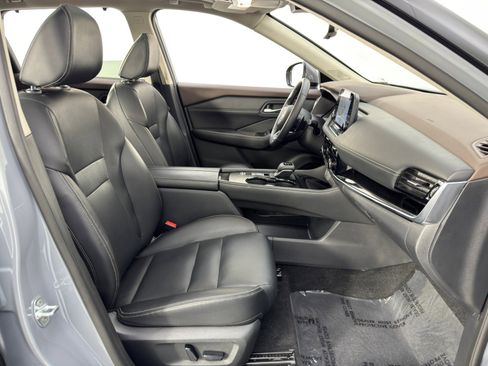 Used 2022 Nissan Rogue SL w/ SL Premium Package image 15