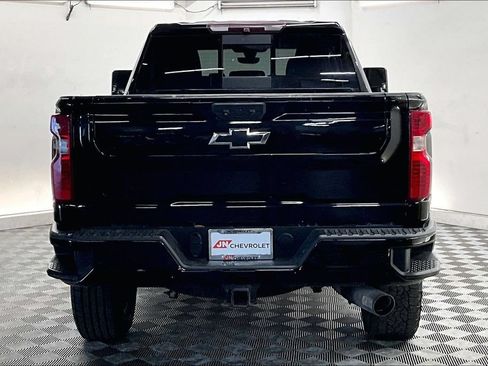 Used 2022 Chevrolet Silverado 3500 LT w/ All Star Edition AWD/4WD image 3