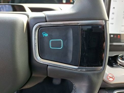 Used 2025 Ford Expedition Active image 24