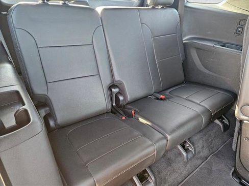 Used 2023 Chevrolet Traverse Premier w/ Redline Edition image 21
