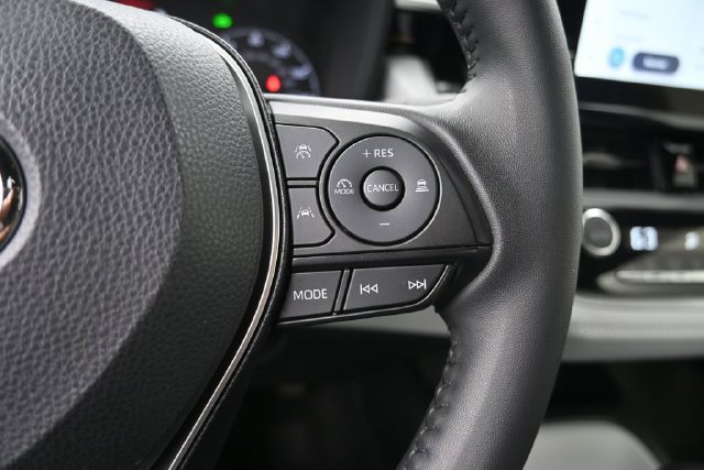 Certified 2025 Toyota Corolla SE w/ Convenience Package FWD image 21