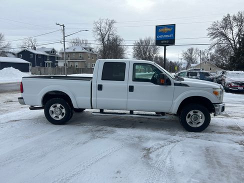 Used 2011 Ford F250 XLT w/ XLT Interior Pkg image 5