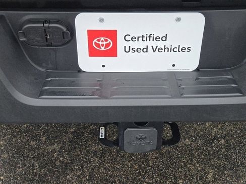 Used 2025 Toyota Tacoma SR5 w/ SR5 Upgrade Package image 27