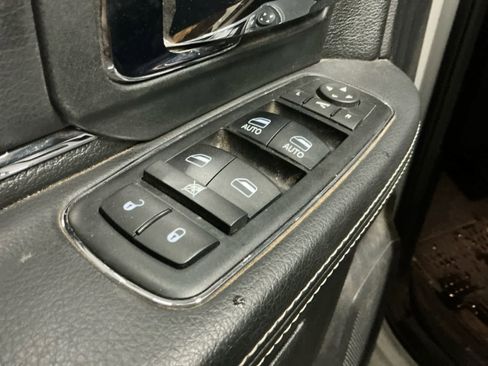 Used 2018 RAM 2500 Laramie image 22