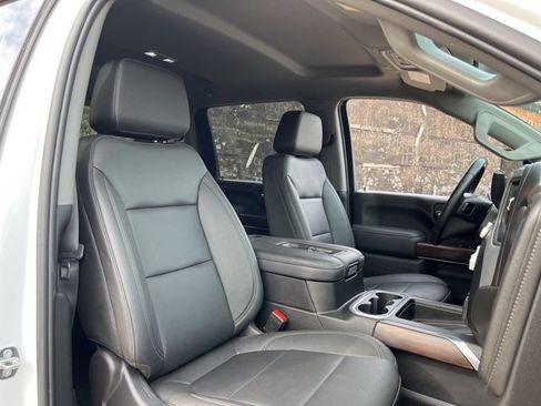 Certified 2022 GMC Sierra 2500 SLT w/ SLT Premium Package AWD/4WD image 26