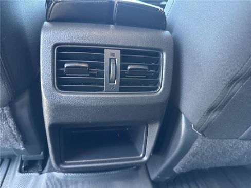 Used 2023 Nissan Rogue S FWD image 30