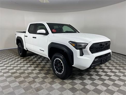 New 2025 Toyota Tacoma TRD Off-Road image 7