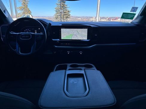 Used 2023 GMC Sierra 1500 SLE image 6