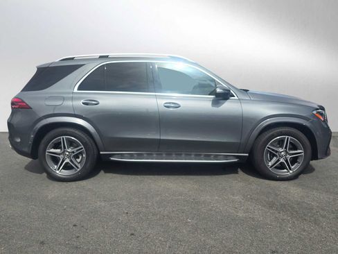 Used 2026 Mercedes-Benz GLE 450 4MATIC image 2
