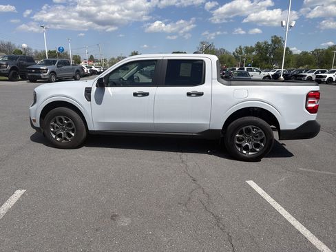 New 2025 Ford Maverick XLT w/ XLT Luxury Package FWD image 7