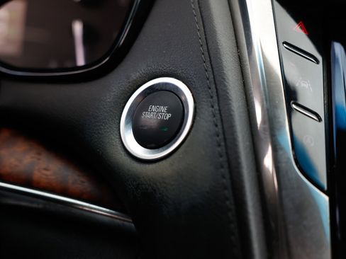 Used 2019 Cadillac CTS Luxury image 30