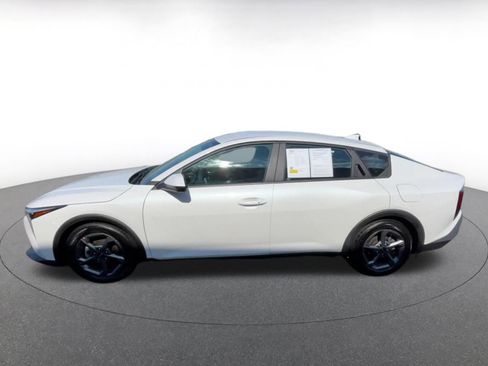 Used 2025 Kia K4 FWD image 8